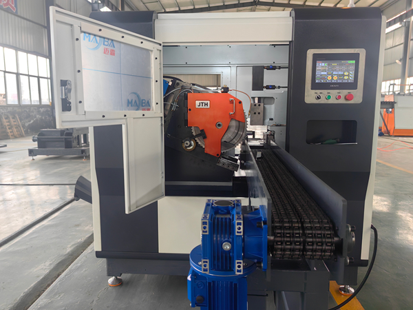 全自動(dòng)高速金屬圓鋸機(jī)